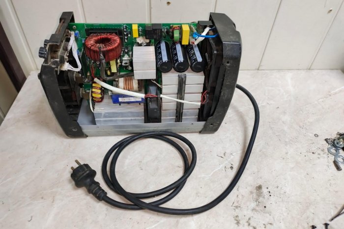 Ремонт сварочного инвертора Ресанта саи 250 проф